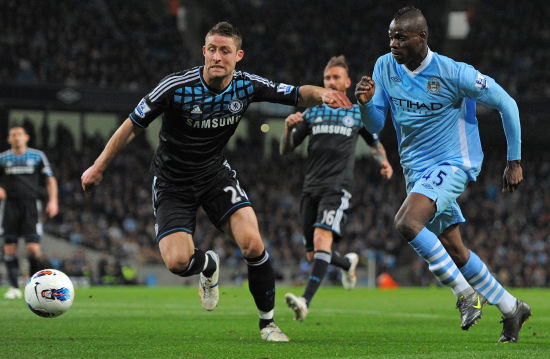 的道路上充 的道路上充